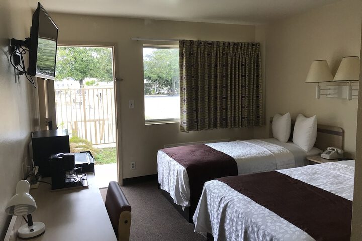 Room 26 of 35