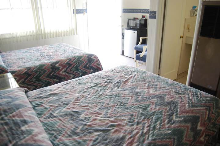 Room 14 of 34
