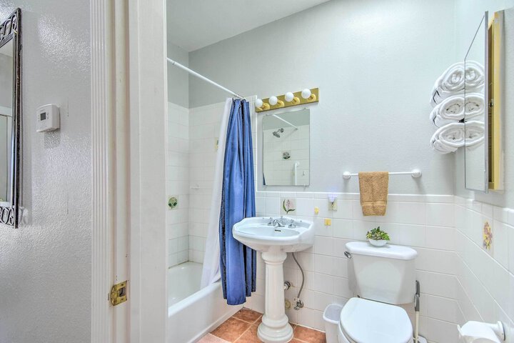 Tranquil Eloy Apartment w / Oasis Courtyard!