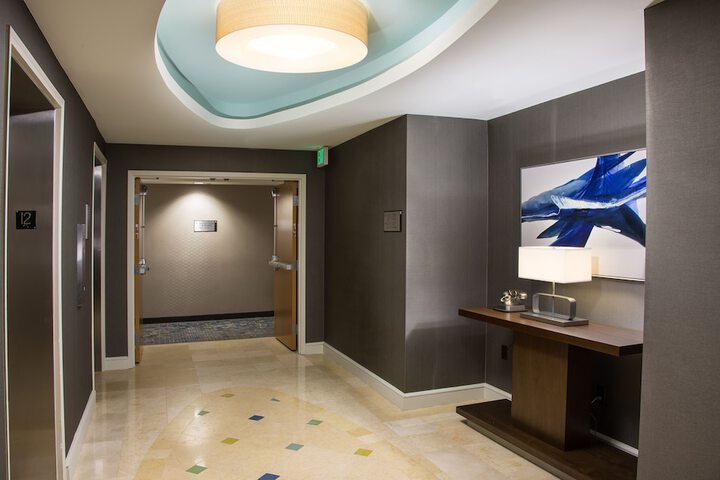 Ballroom/Hall 44 of 46