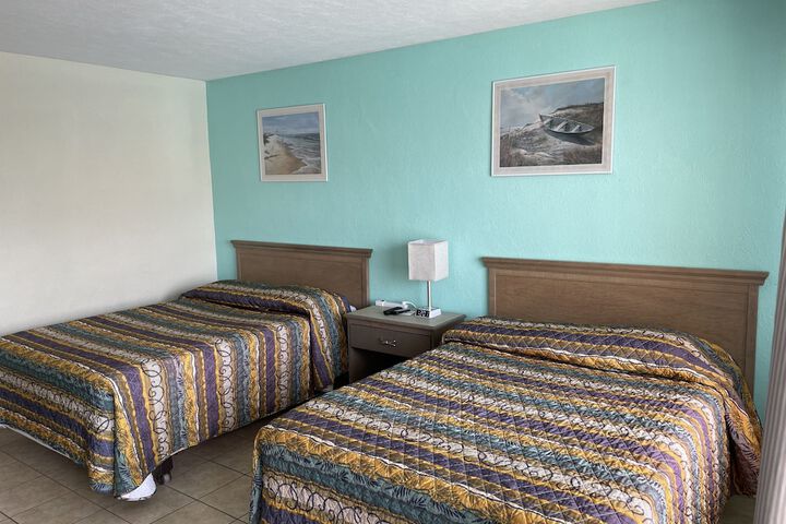 Room 37 of 66