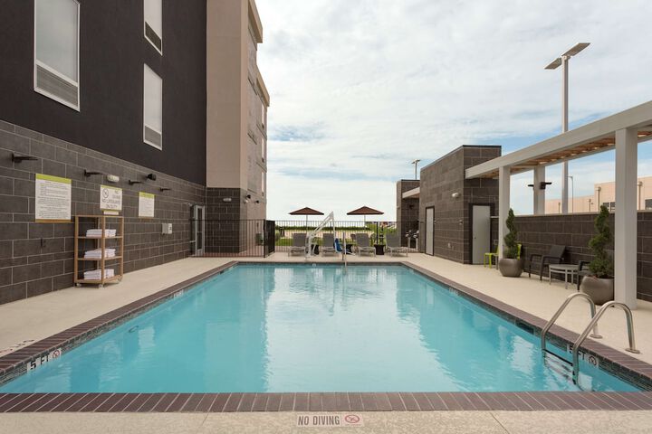 Pool 5 of 50