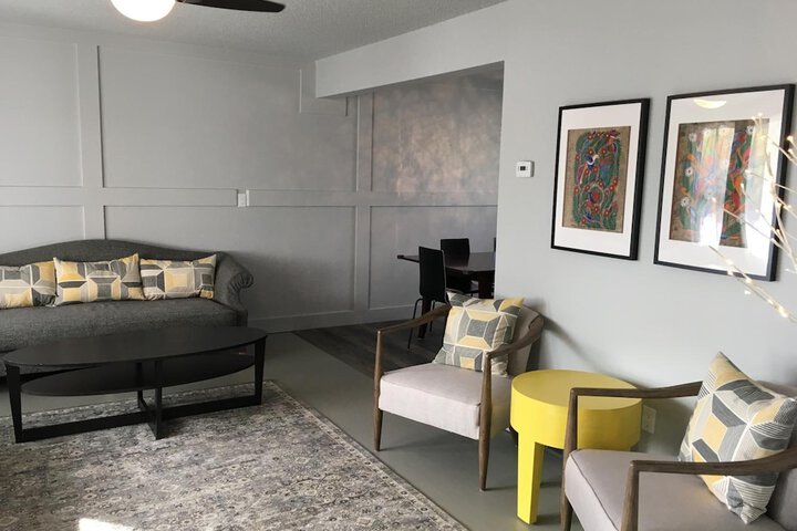 Room 25 of 60