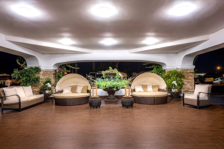 The Volare an Ascend Collection Hotel