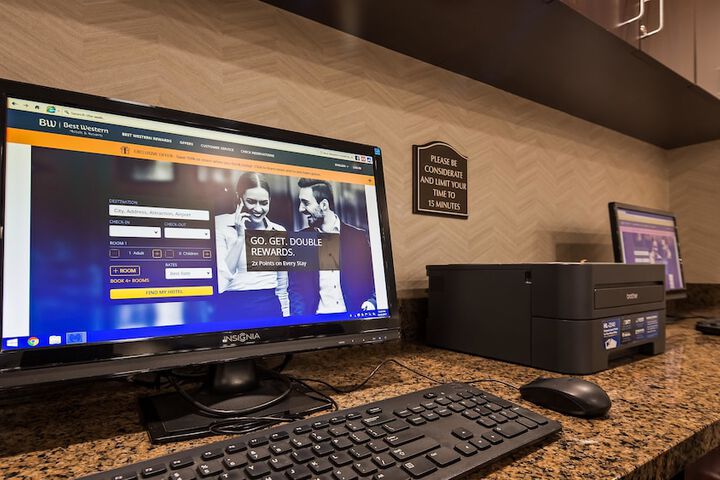 Best Western Plus Galleria Inn & Suites