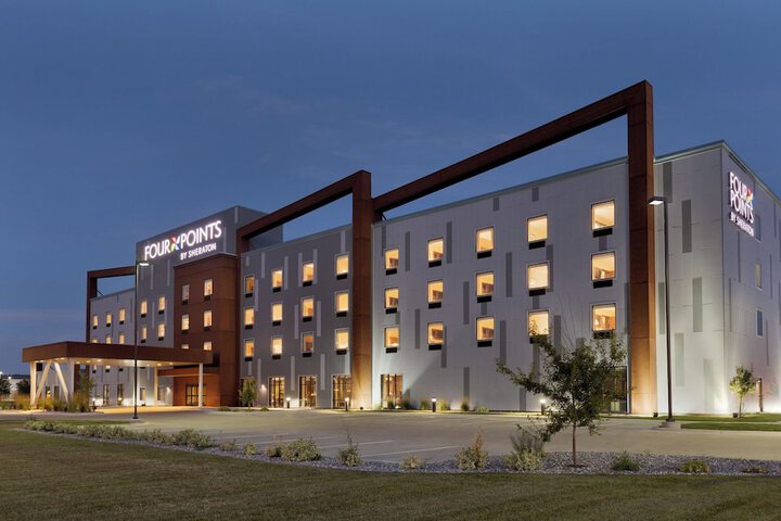 Four Points by Sheraton Fargo Medical Center