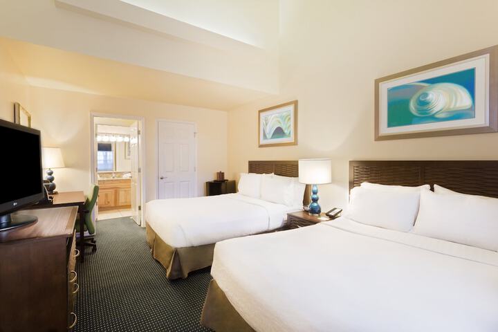 Holiday Inn & Suites Clearwater Beach S-Harbourside by IHG