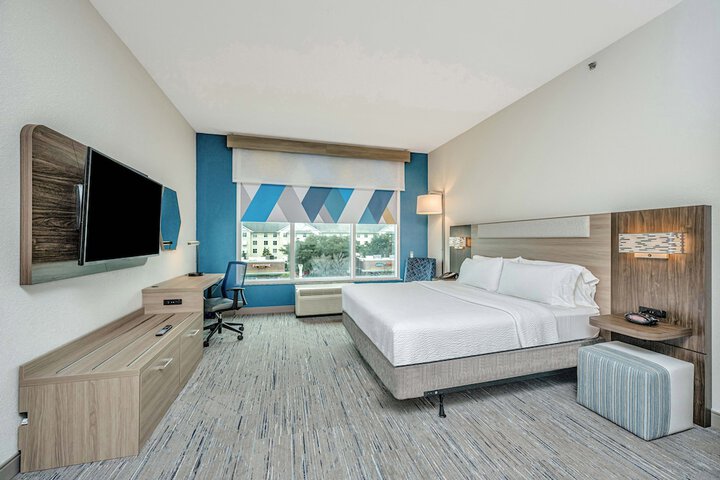 Room 56 of 78