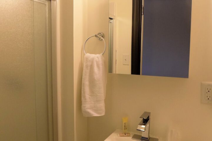 Room 45 of 63