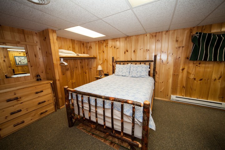 Room 16 of 86
