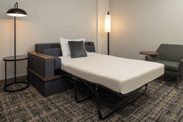 Courtyard by Marriott Houston City Place