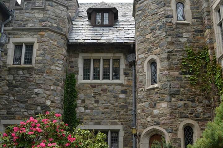 The Castle at Skylands Manor