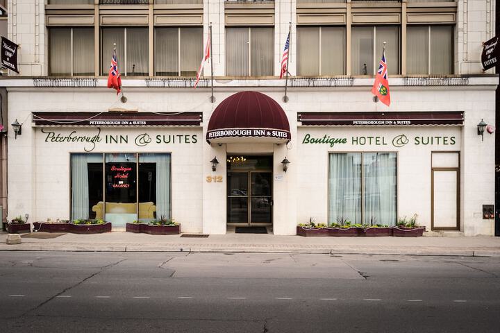 Hotel 5 of 60
