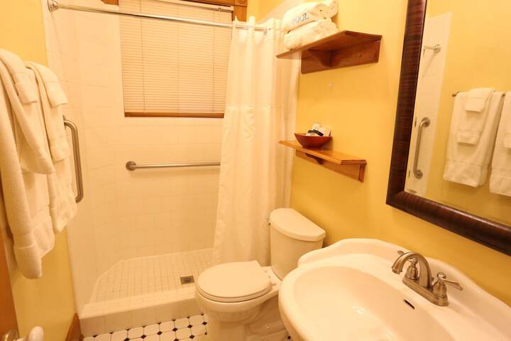 Room 64 of 206