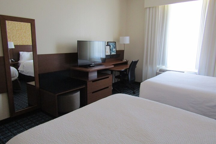Room 15 of 30