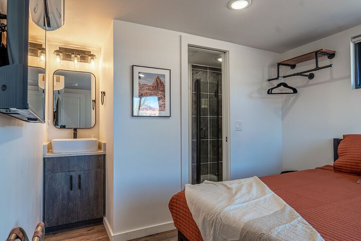 Room 61 of 120