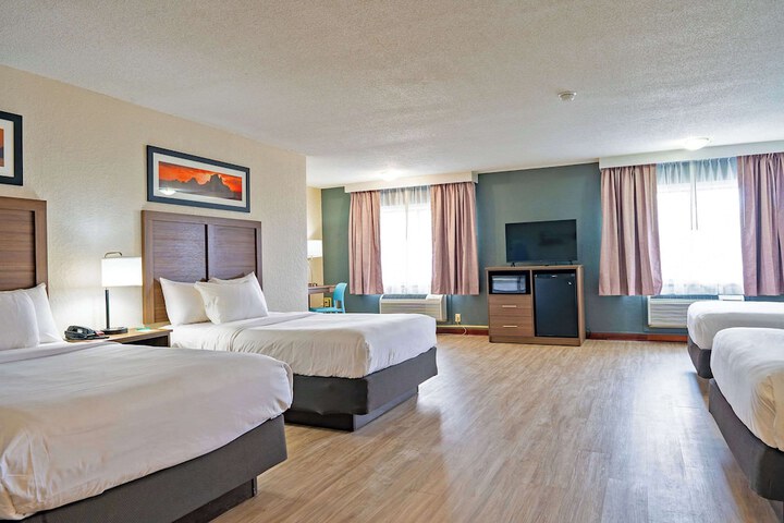 Room 47 of 60
