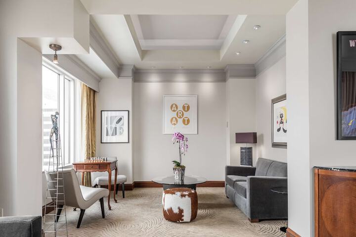 Room 46 of 175