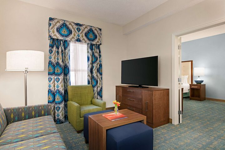 Room 15 of 51