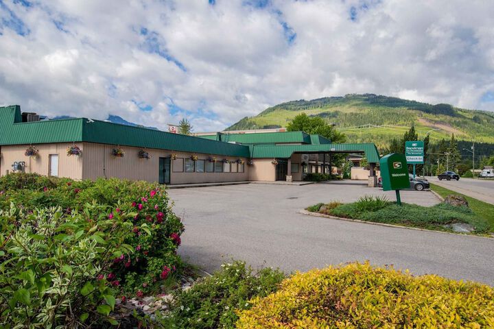 Hotel 4 of 47