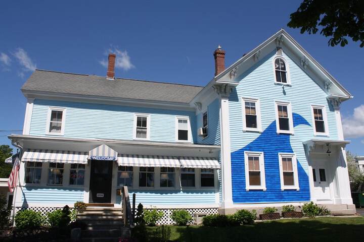 Hotel 9 of 56