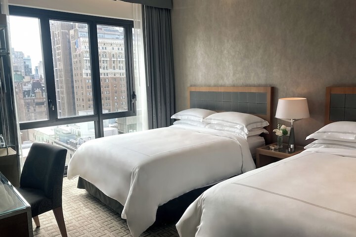 Room 56 of 86