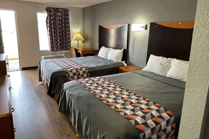 Room 7 of 29