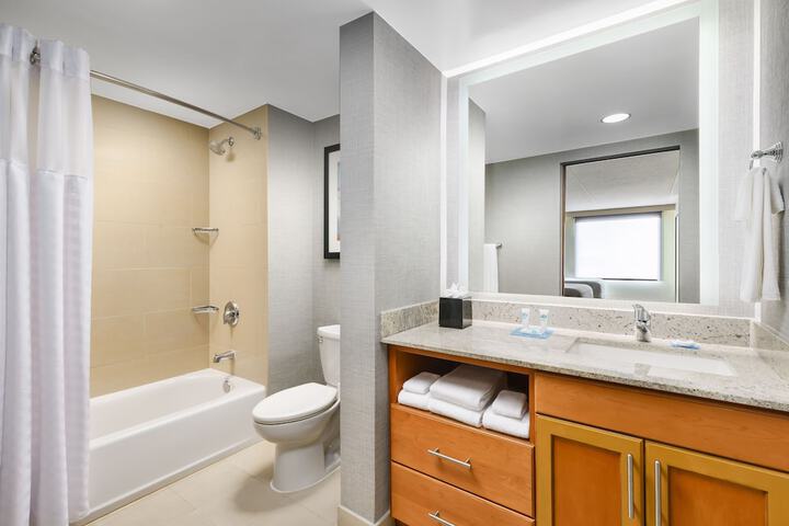 HYATT house Fort Lauderdale Airport & Cruise Port