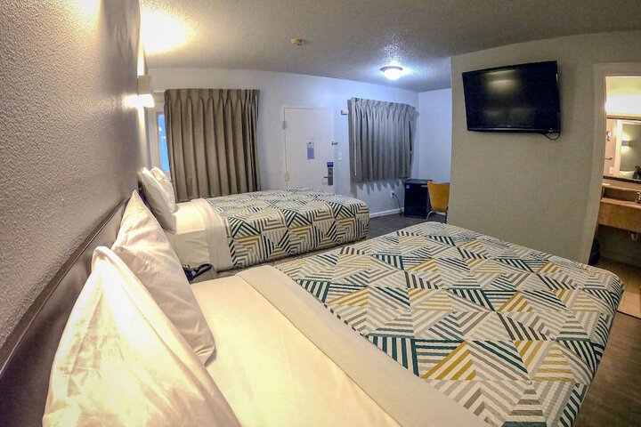 Room 30 of 50