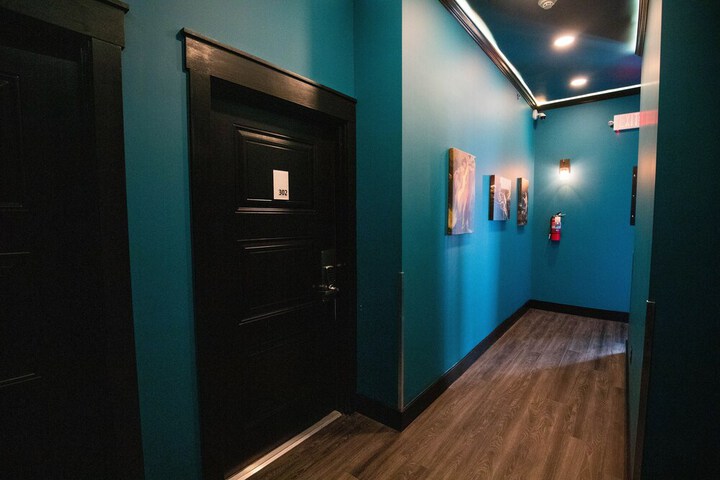 Ballroom/Hall 133 of 140