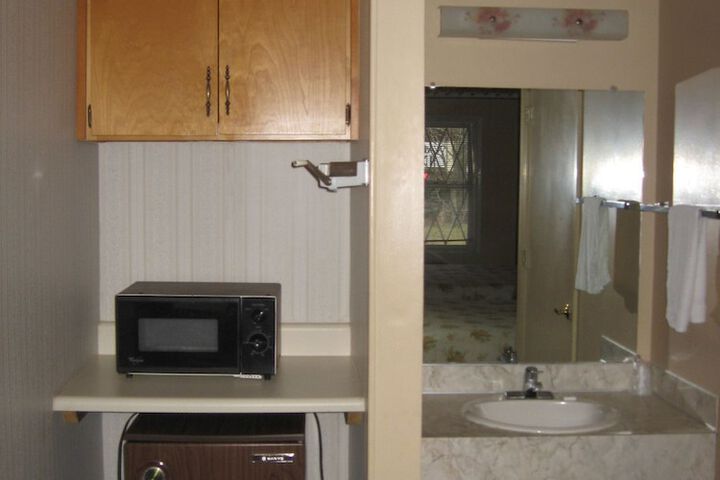 Room 9 of 23