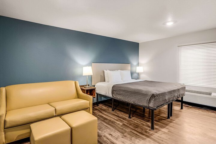 Room 14 of 37