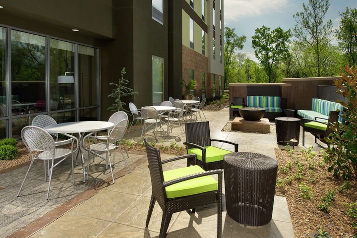 Terrace/Patio 25 of 28