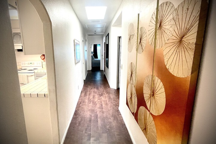 Room 81 of 143