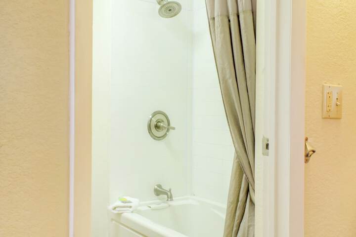 Room 43 of 52
