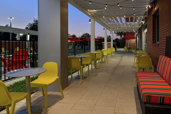 Terrace/Patio 41 of 43