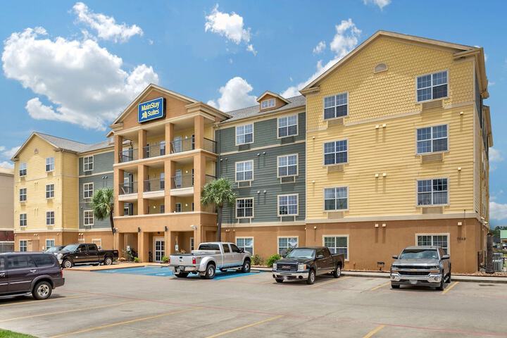Hotel 4 of 47