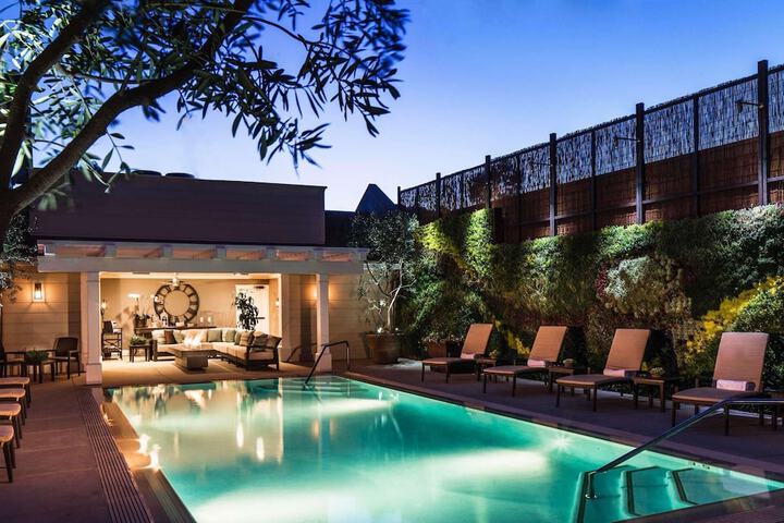 Pool 4 of 39