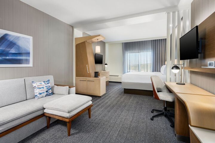 Courtyard by Marriott Auburn