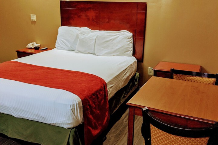 Room 22 of 26
