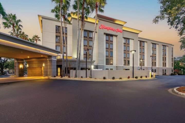 Hotel 2 of 32