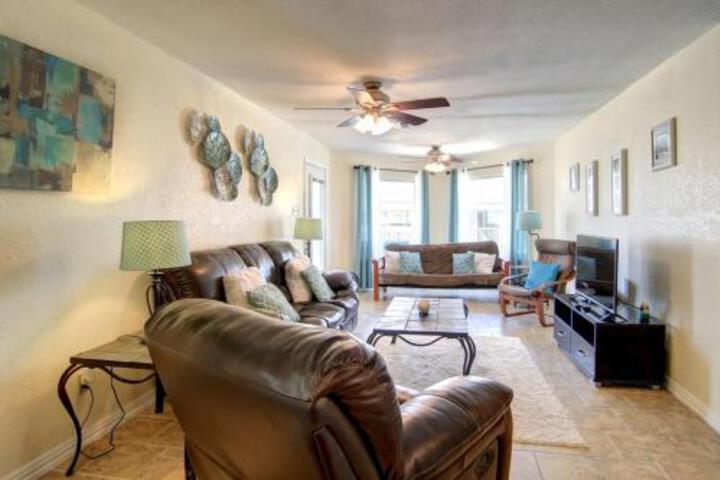 Mustang Memories 1 Br condo