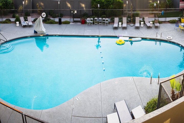 MOXY Phoenix Tempe / ASU Area