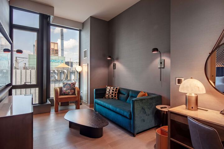 Room 50 of 72