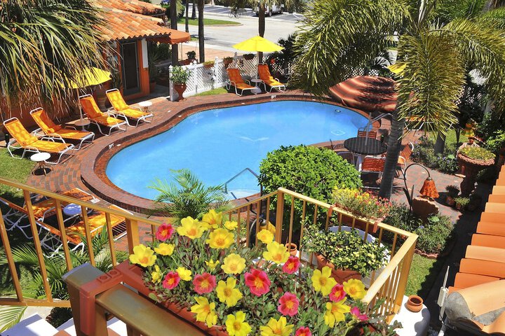Pool 2 of 25