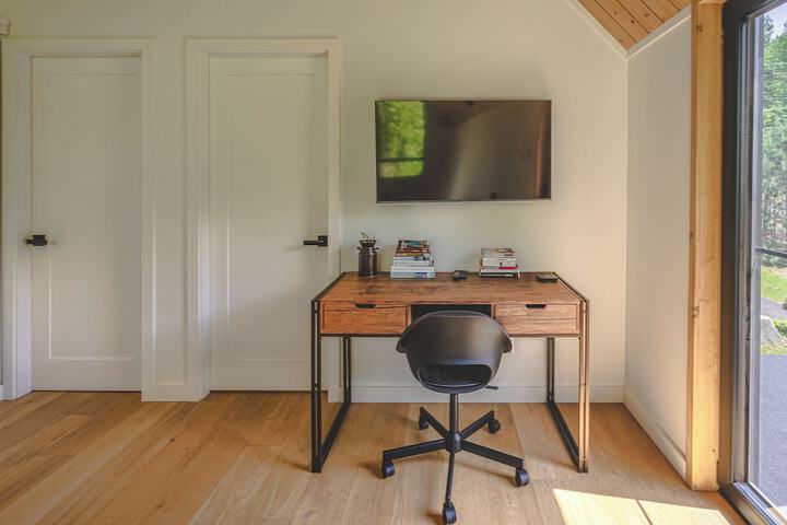 Room 48 of 65