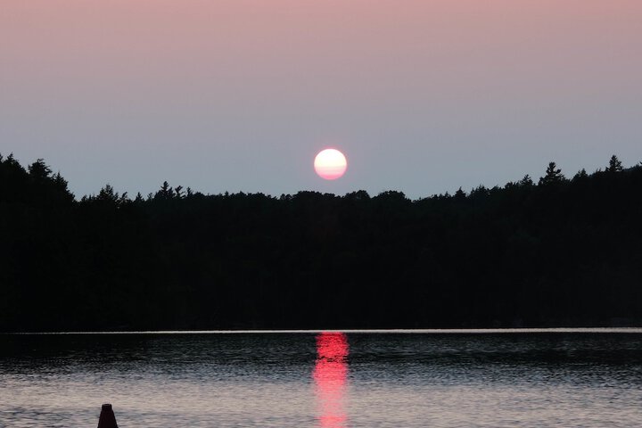 Kiwassa Lake Bed & Breakfast