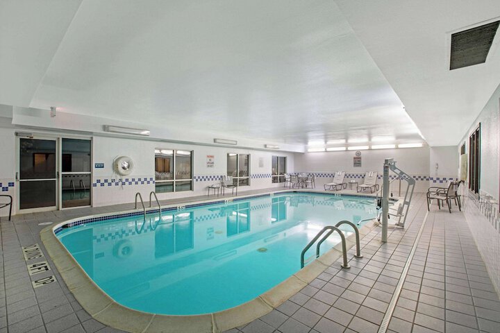Pool 7 of 30