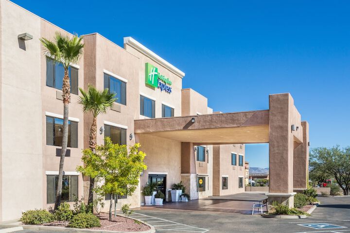 Holiday Inn Express & Suites Nogales by IHG