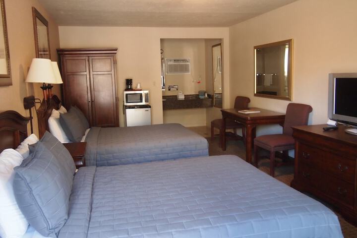Room 16 of 37